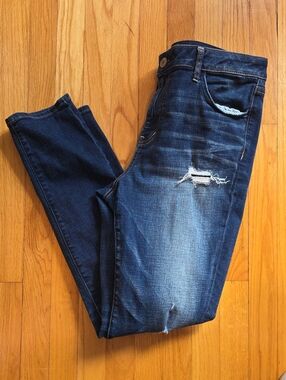 American Eagle Outfitters Women's Dark Blue Skinny Jeans